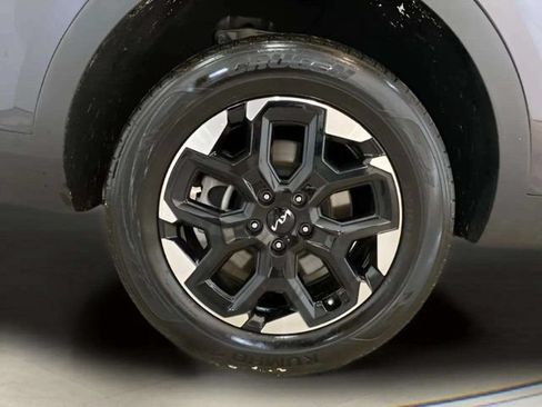 Used 2025 Kia Sorento S AWD/4WD image 97