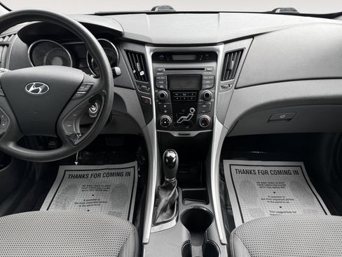 Used 2012 Hyundai Sonata GLS FWD image 17