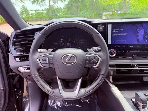 Certified 2025 Lexus RX 350 Premium FWD image 18
