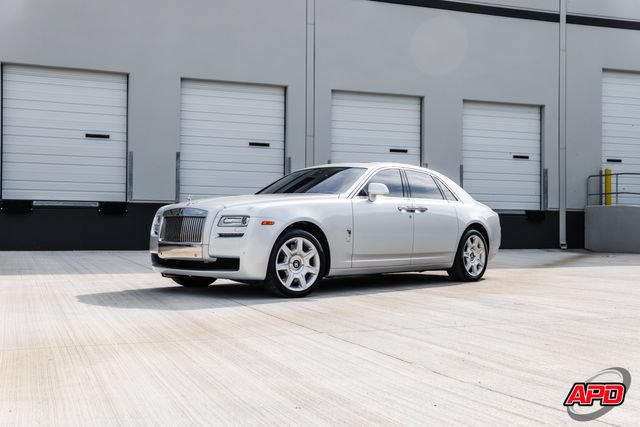 Used 2014 Rolls-Royce Ghost RWD image 20