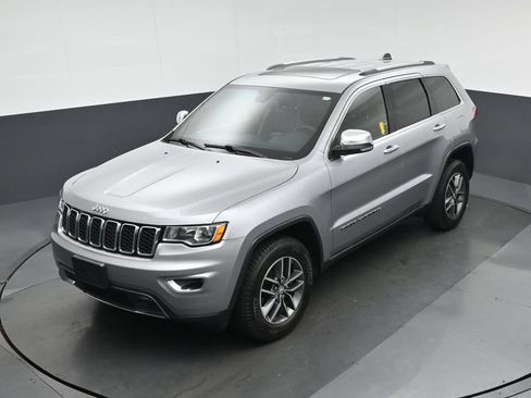 Used 2017 Jeep Grand Cherokee Limited AWD/4WD image 60