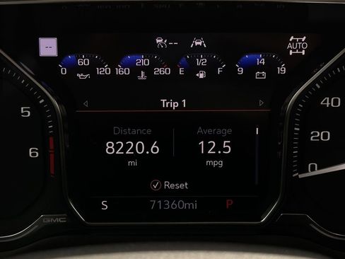 Used 2022 GMC Sierra 1500 AT4 w/ AT4 Premium Package image 16