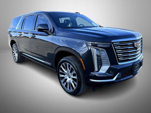Certified 2025 Cadillac Escalade ESV Premium Luxury Platinum image 3