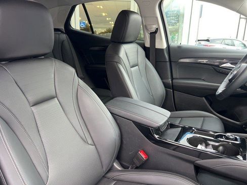 Certified 2025 Buick Envision Preferred image 21