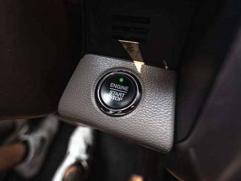 Used 2019 Ford F150 Limited AWD/4WD image 19