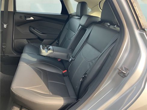 Used 2015 Ford Focus Titanium image 13