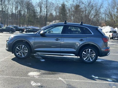 Used 2023 Audi Q5 2.0T Premium Plus w/ Premium Plus Package image 3
