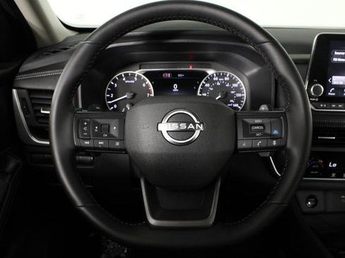 Certified 2026 Nissan Rogue SV FWD image 26
