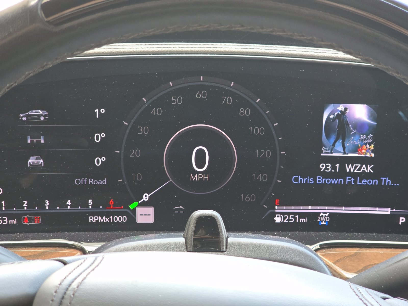 Used 2023 Cadillac Escalade ESV Premium Luxury Platinum w/ LPO, Floor Liner Package AWD/4WD image 33