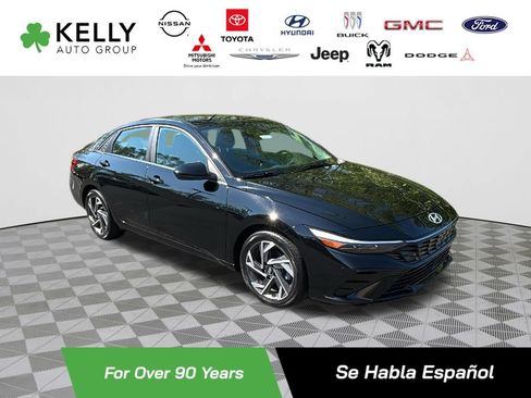 Certified 2024 Hyundai Elantra SEL w/ Convenience Package FWD image 1