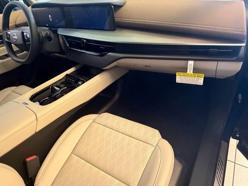 New 2026 Nissan Murano Platinum image 11