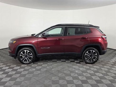 Used 2022 Jeep Compass Limited AWD/4WD image 8