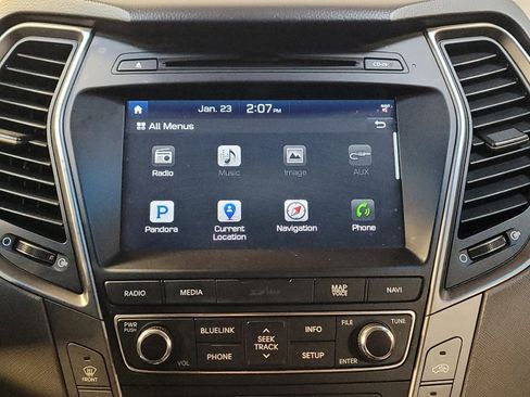 Used 2017 Hyundai Santa Fe Sport image 25