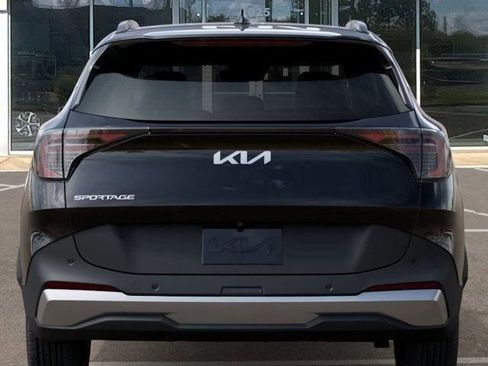 New 2026 Kia Sportage EX image 13