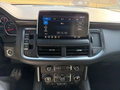 Used 2021 Chevrolet Tahoe LT image 15