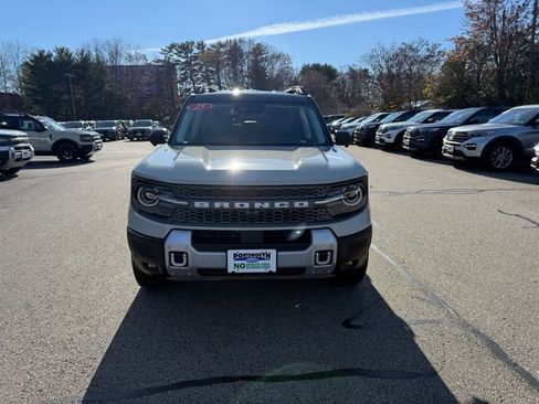 Used 2025 Ford Bronco Sport Badlands image 8