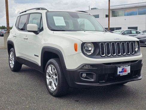 Used 2015 Jeep Renegade Latitude AWD/4WD image 1