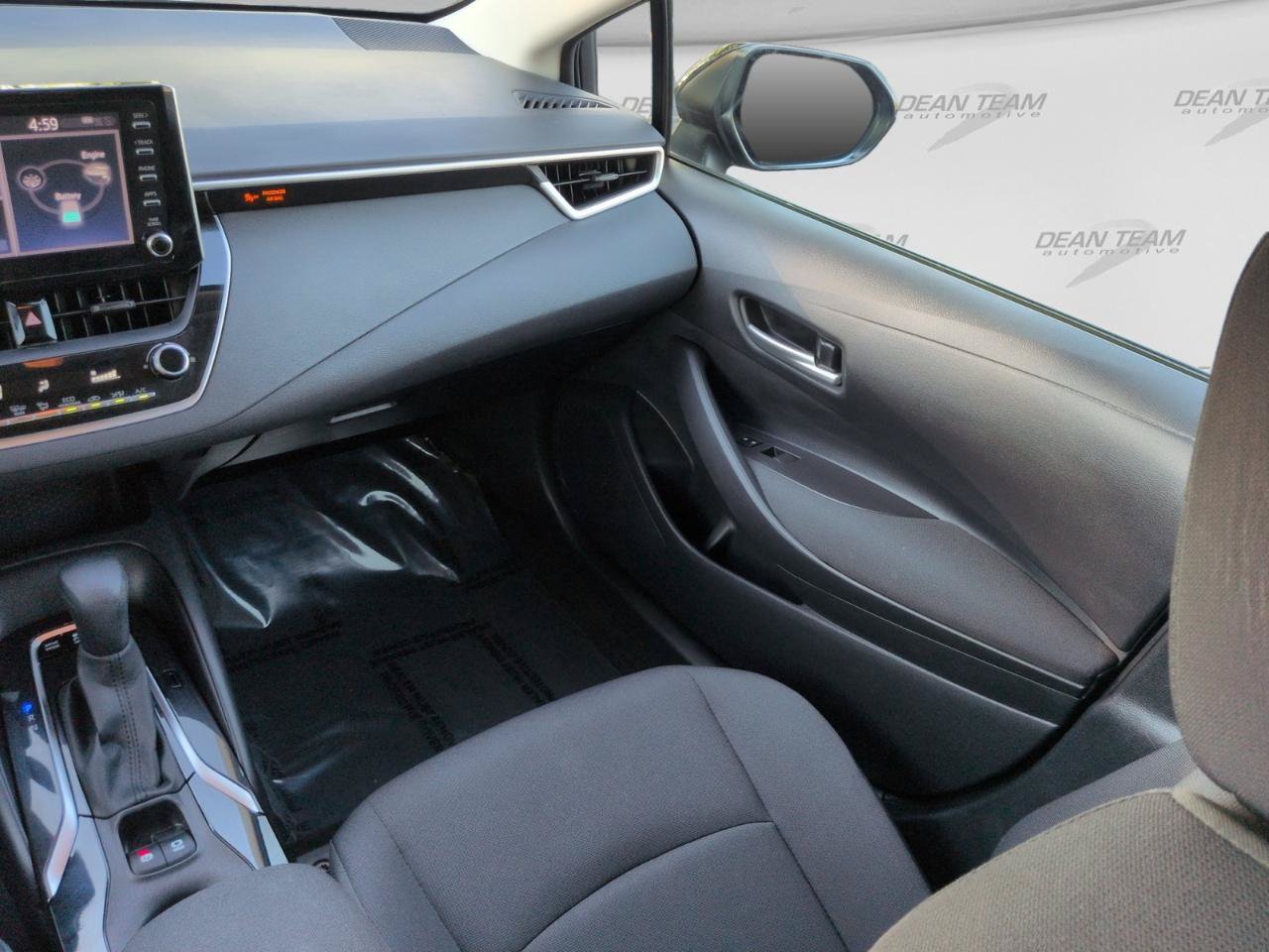 Used 2020 Toyota Corolla LE FWD image 15