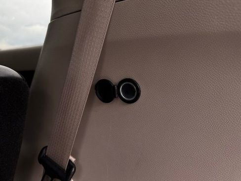 Certified 2024 Chrysler Pacifica Touring-L image 14