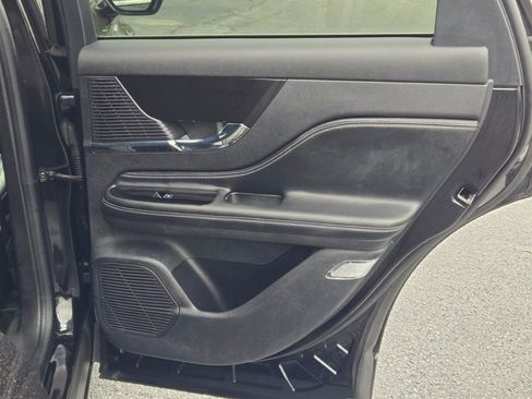 Used 2022 Lincoln Corsair AWD w/ Equipment Group 101A image 7