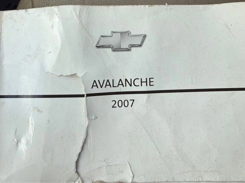 Used 2007 Chevrolet Avalanche LT w/ LT Preferred Equipment Group RWD image 12