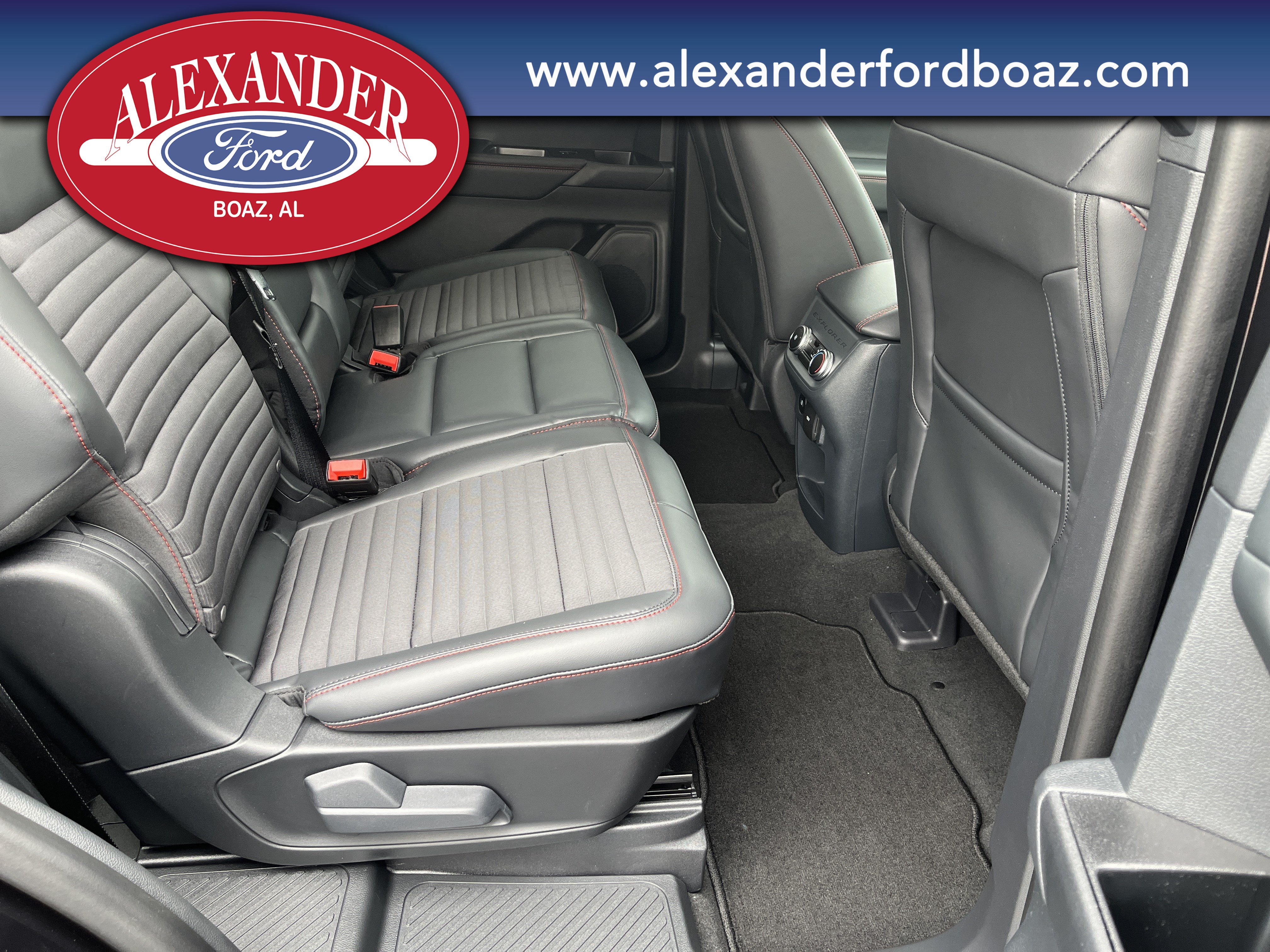 New 2026 Ford Explorer ST-Line RWD image 18