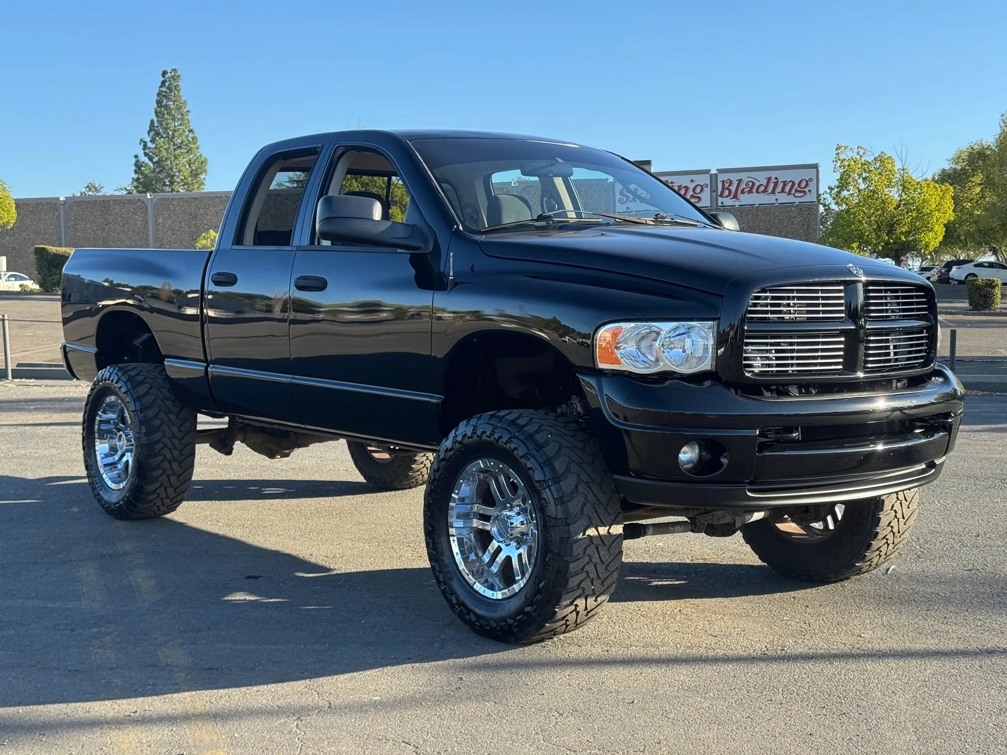 Used 2003 Dodge Ram 2500 Truck ST AWD/4WD image 5
