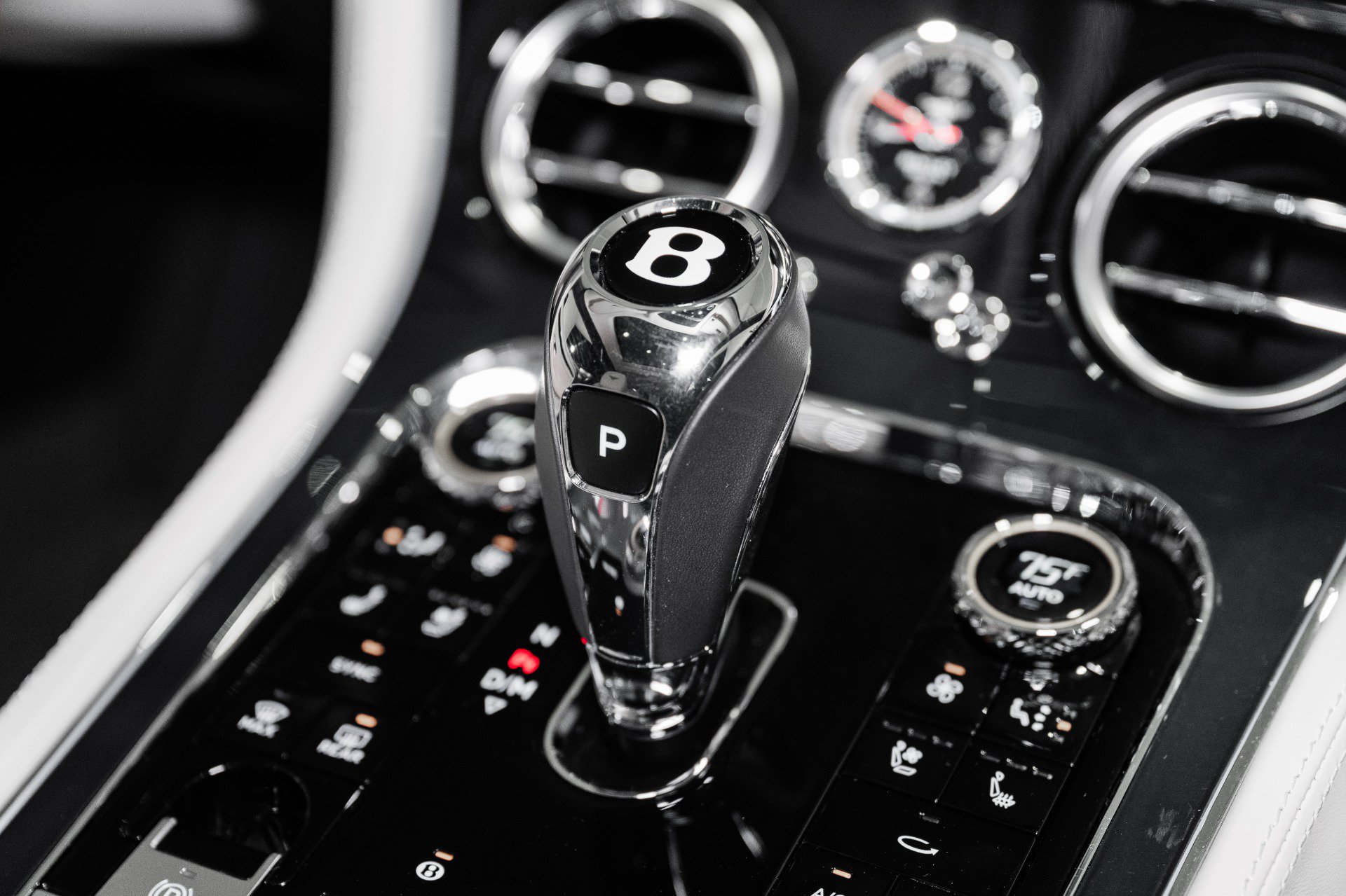 Certified 2023 Bentley Continental GT Azure AWD/4WD image 37