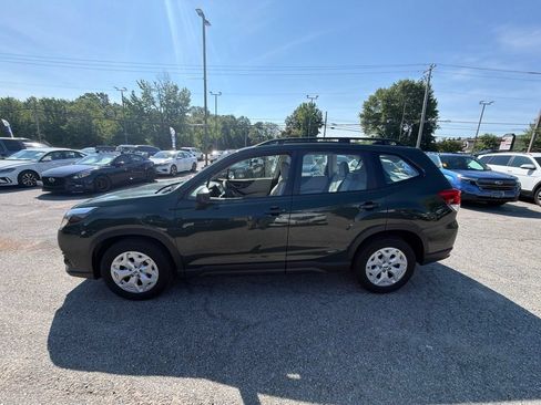 Used 2024 Subaru Forester AWD/4WD image 8