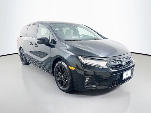 Used 2025 Honda Odyssey Sport-L image 3