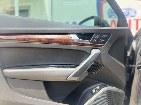 Used 2018 Audi Q5 2.0T Premium Plus AWD/4WD image 39