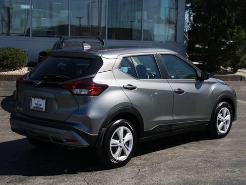Certified 2025 Nissan Kicks Play S FWD image 9