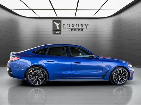 Used 2025 BMW 430i xDrive w/ M Sport Package image 9