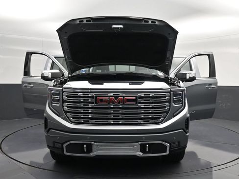 Used 2023 GMC Sierra 1500 Denali w/ Denali Reserve Package AWD/4WD image 26