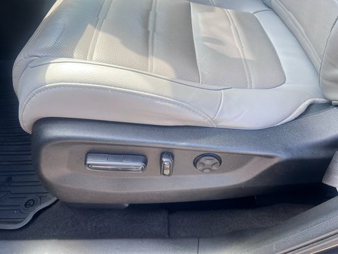 Used 2019 Honda CR-V EX-L image 20