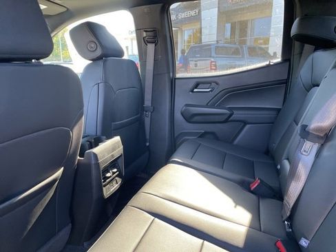 New 2026 GMC Canyon Elevation w/ Convenience Package image 14