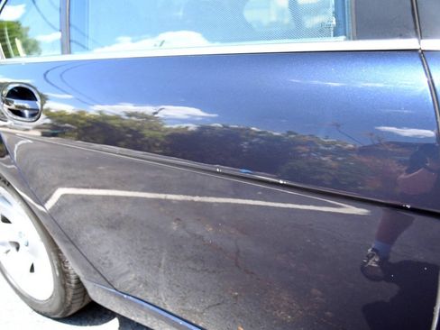 Used 2006 BMW 750Li RWD image 39