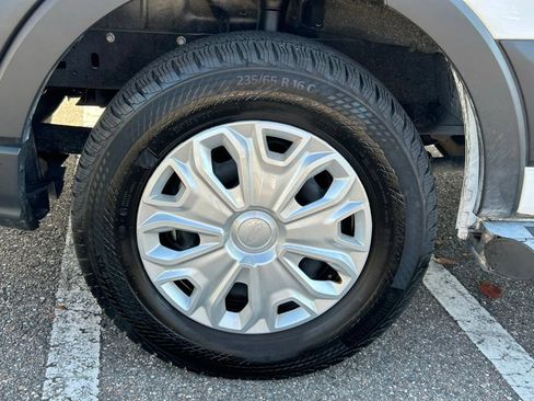 Used 2025 Ford Transit 250 Low Roof w/ Exterior Upgrade Package RWD image 32