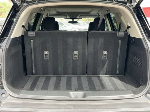 Used 2025 Nissan Pathfinder SV w/ SV Premium Package FWD image 26