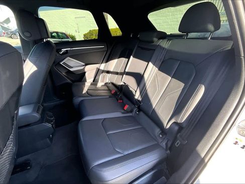 Used 2020 Audi Q3 2.0T Premium w/ Convenience Package image 19