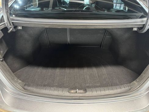 Used 2018 Hyundai Elantra Sport FWD image 35