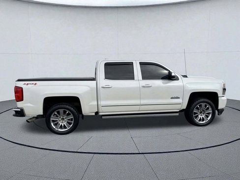 Used 2016 Chevrolet Silverado 1500 High Country w/ High Country Premium Package image 3
