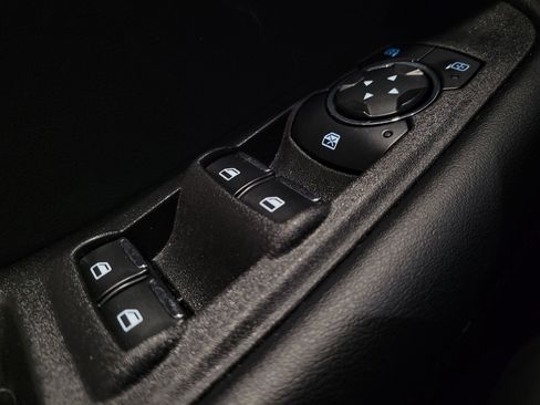 Used 2024 Ford Edge SEL image 27