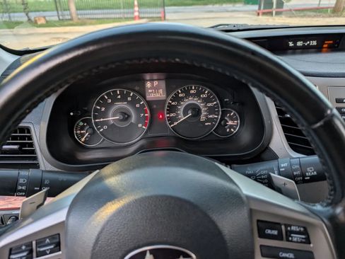 Used 2012 Subaru Outback 2.5i Limited w/ Moonroof Pkg image 7