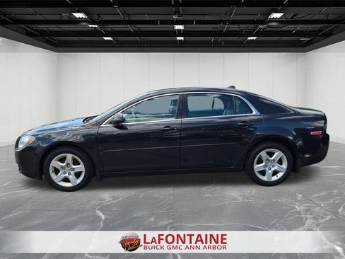 Used 2012 Chevrolet Malibu LS w/ LS Uplevel Package FWD image 2