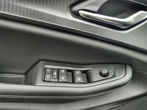 New 2025 Jeep Grand Cherokee Altitude w/ Trailer Tow Package image 12