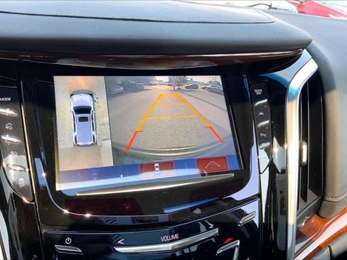 Used 2017 Cadillac Escalade ESV Luxury AWD/4WD image 21