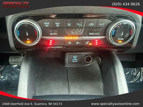 Used 2022 Ford Escape SEL image 25