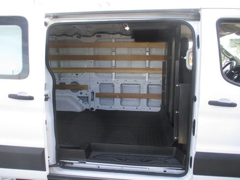 Used 2024 Ford Transit 250 250 3dr SWB Low Roof Cargo Van w/ Exterior Upgrade Package image 18