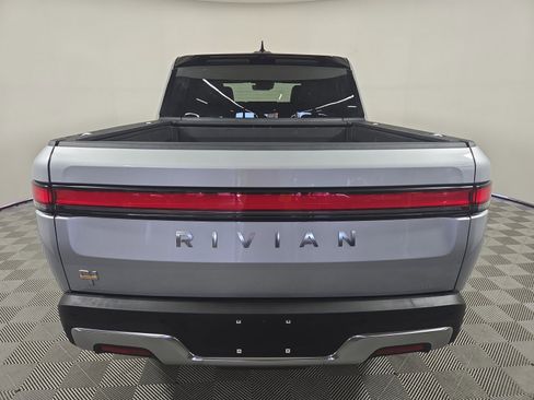 Used 2022 Rivian R1T Launch Edition image 4
